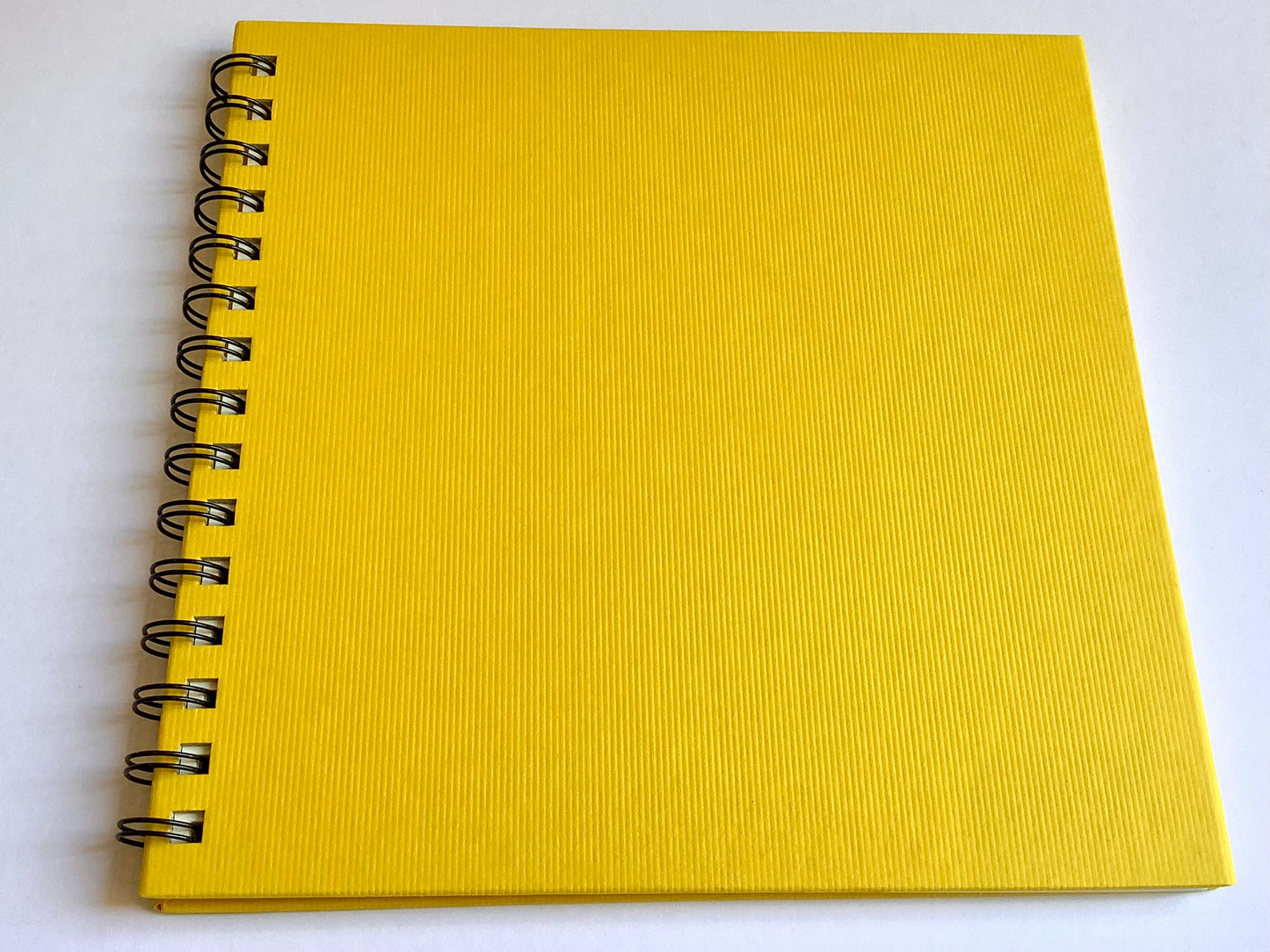 Spiralnotizbuch 20x20cm 160g Stripes°