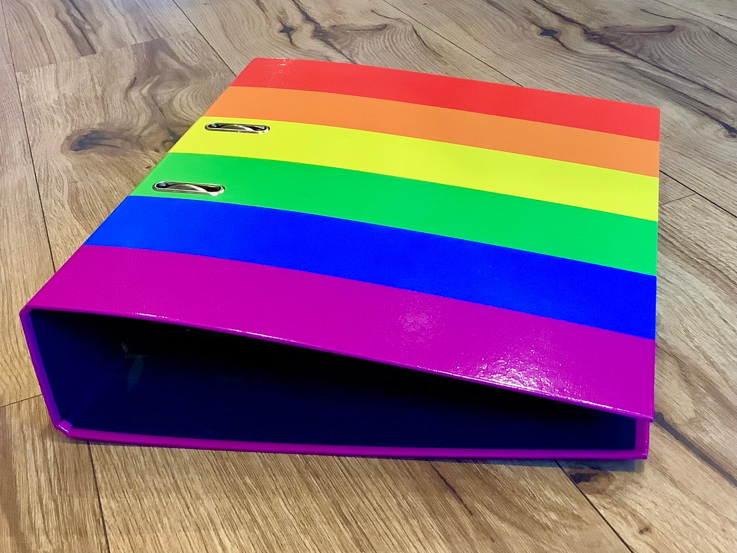 Ordner Regenbogen Streifen Falken 8cm
