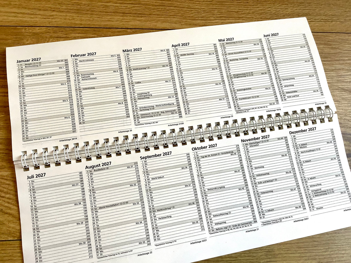 Tischkalender quer RC Grüner Baum 1W/2S 2026