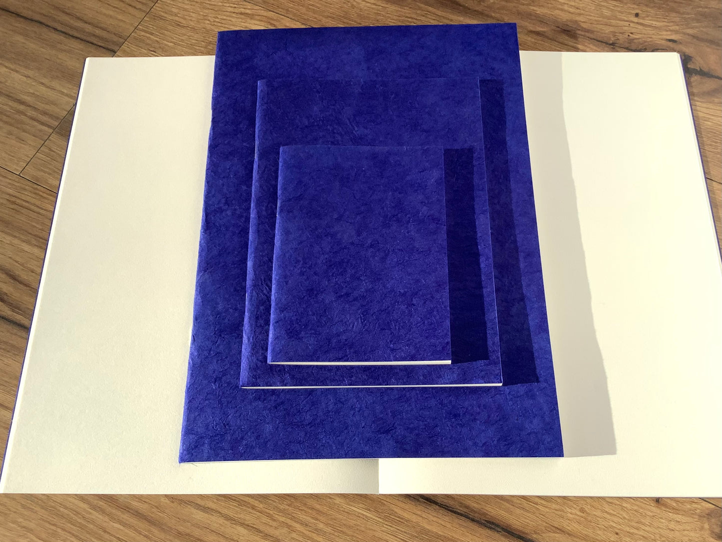 Skizzenheft Indigoblau 100g Nepalpapier° - Polly Paper - Umweltfreundliche Schreibwaren