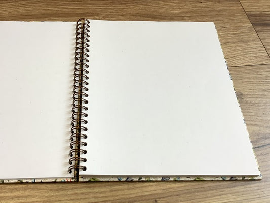 Spiral-Notizbuch 18x22 Lavendel blanko RC