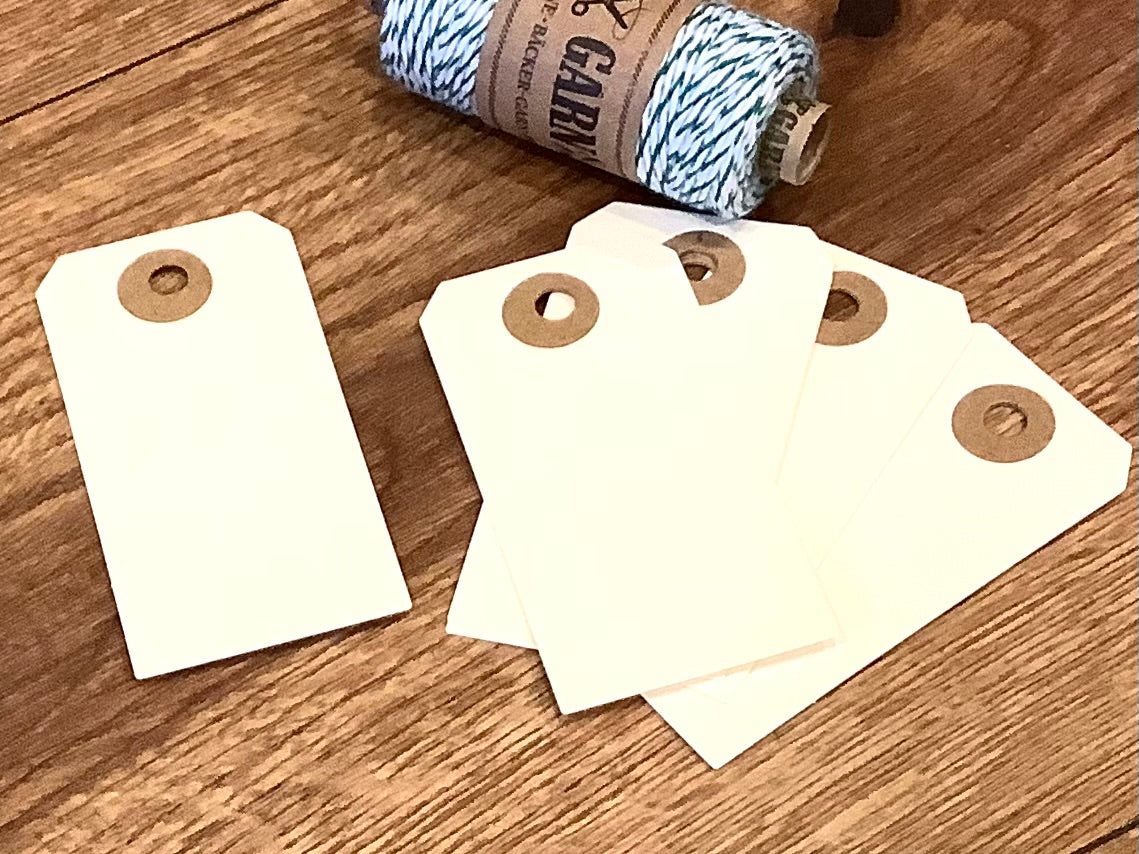 Geschenkanhänger Hängeetiketten Papier-tags Öse 4x8
