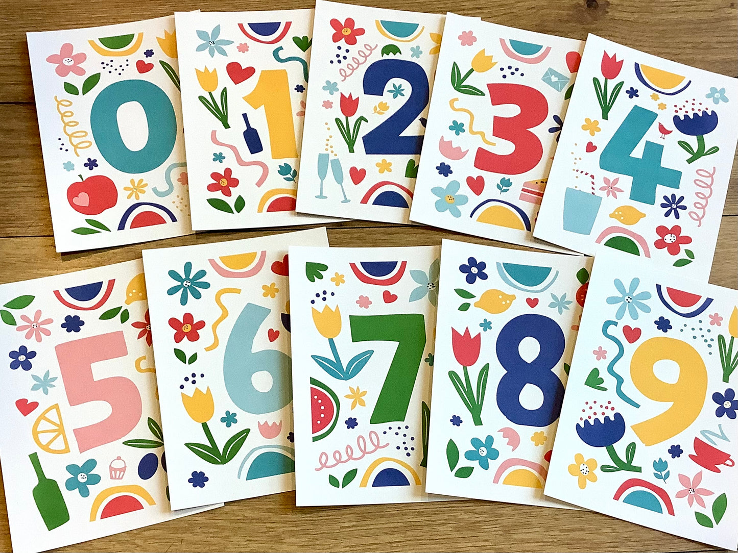 Postkarte Zahlen 0-9 Bow & Hummingbird