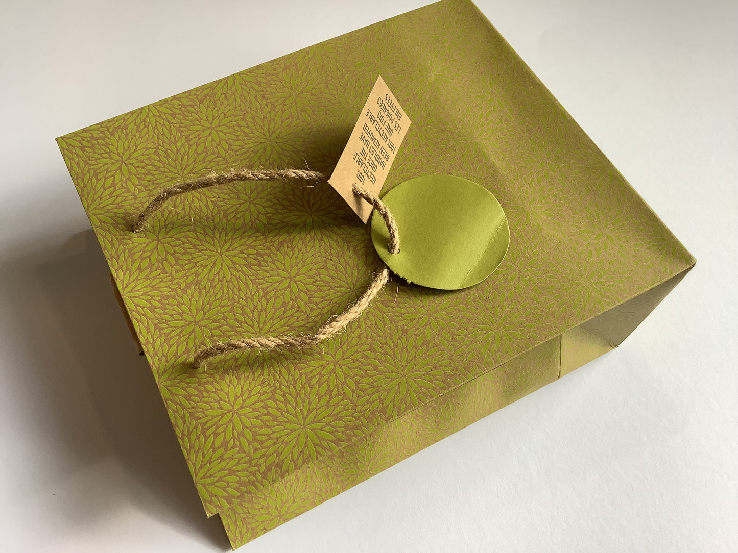 Geschenktasche kraft neongelb Clairefontaine°