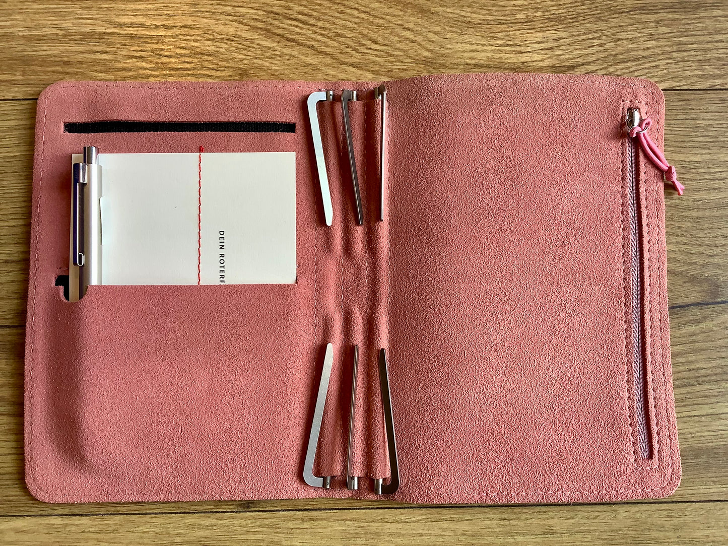 Taschenbegleiter B6 SO_23 Roterfaden +gratis Kalender 2025
