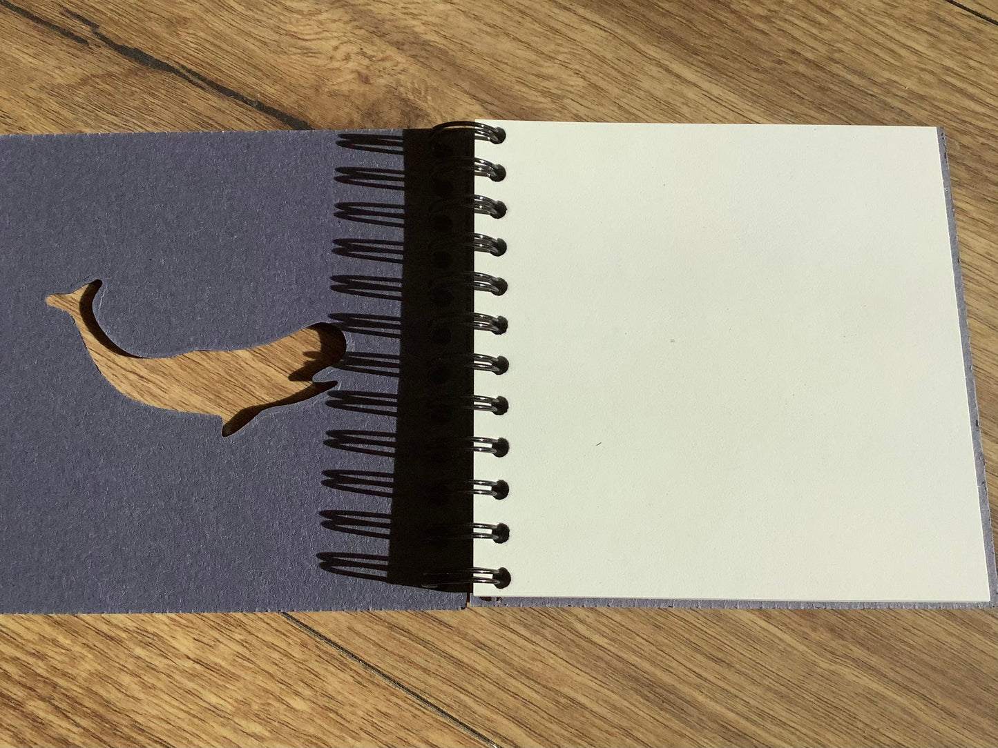 Notizbuch 10,5x10,5 blanko Wal blau