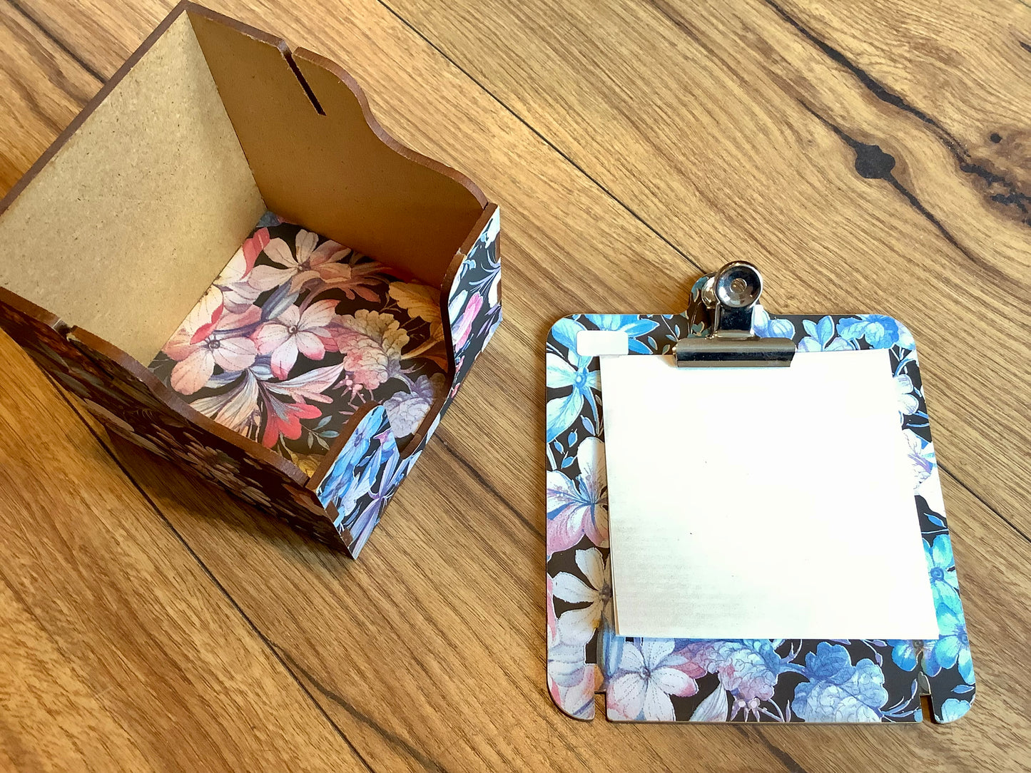 Zettelbox + Mini-Klemmbrett Sasson floral