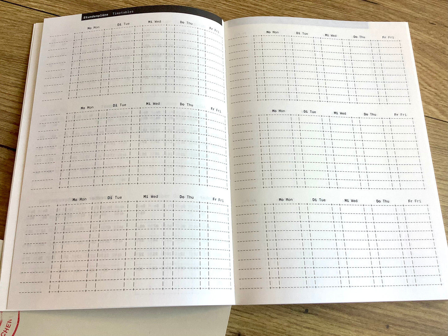 Lehrer*innenkalender ROTERFADEN 25/ 2026