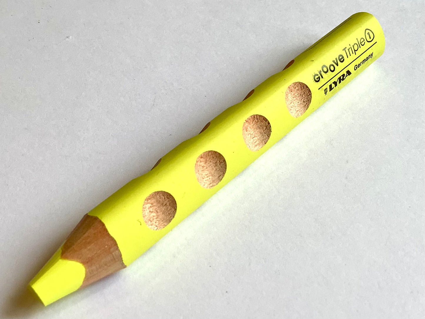 Lyra Groove Triple One Buntstift 3in1 Einzelfarbe - Polly Paper - Umweltfreundliche Schreibwaren