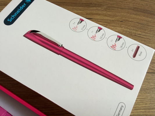 Kalligrafiefüller Set Callissima rosa mit 3 Federn