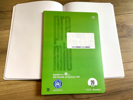 Schulheft Doppelheft blanko A4 32 blatt von staufen-premio-recyclingpapier, Cover grün, abgerundete Ecken
