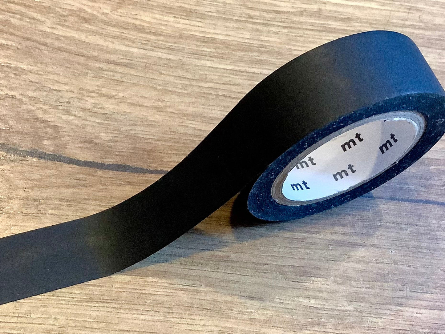 Schwarzes Papierklebeband aus Japan, MT von Kamoi, bei Polly Paper, Berlin-Mitte