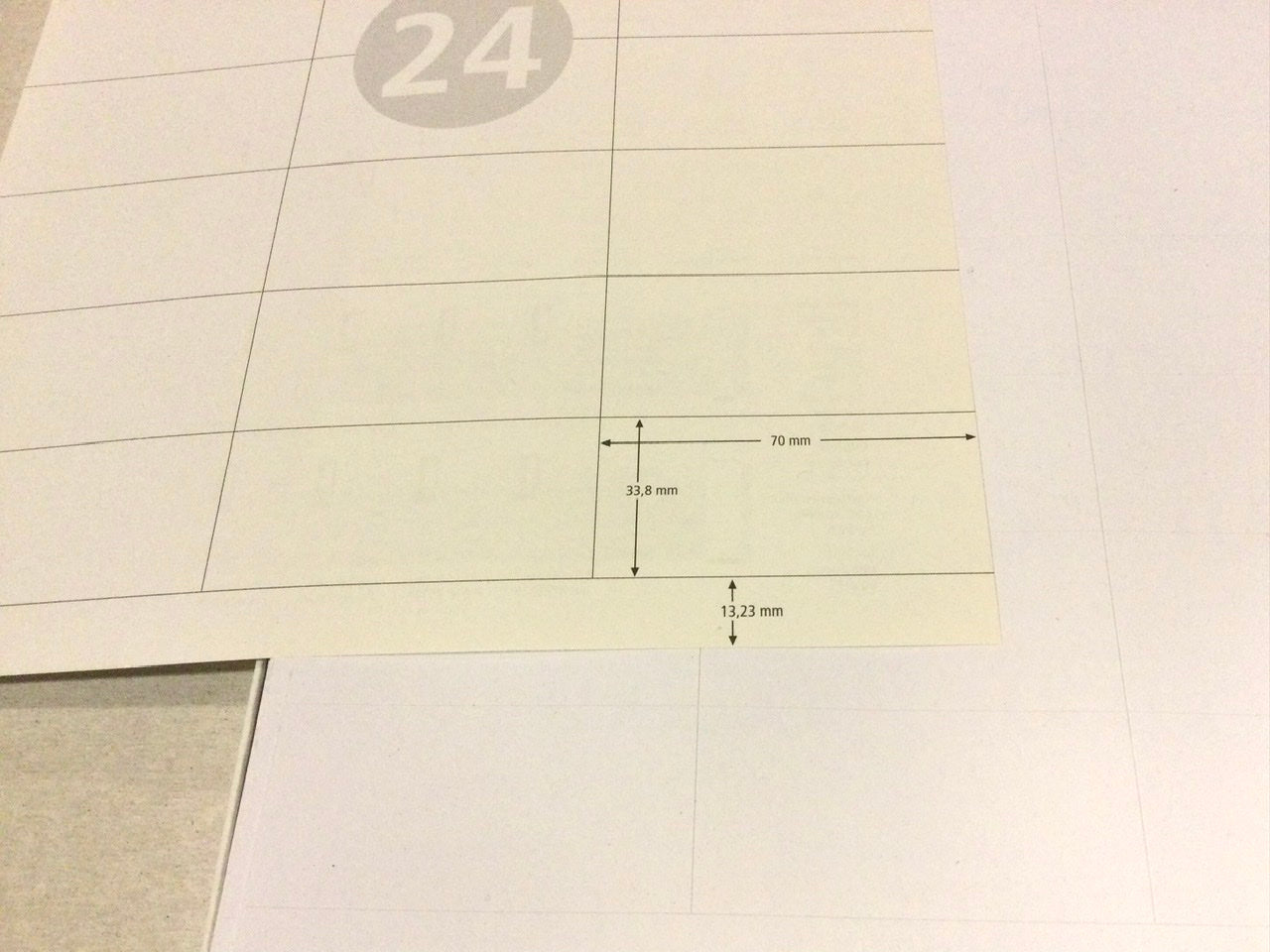 Etiketten 24/Bg. (64,6x33,8mm mit Rand)°