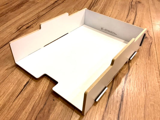 weiße Briefablage aus Holz von werkhaus