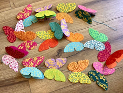Papier-Mobile 3D Schmetterlinge Girlande (Lamalí)