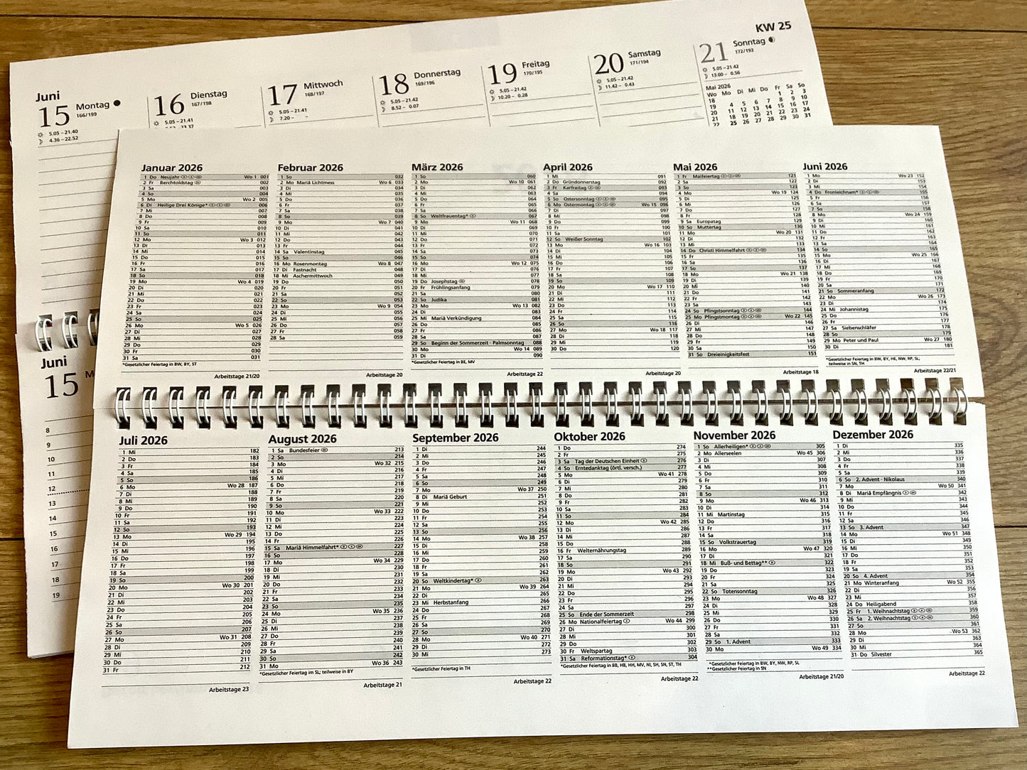 Tischkalender quer RC Grüner Baum 1W/2S 2026