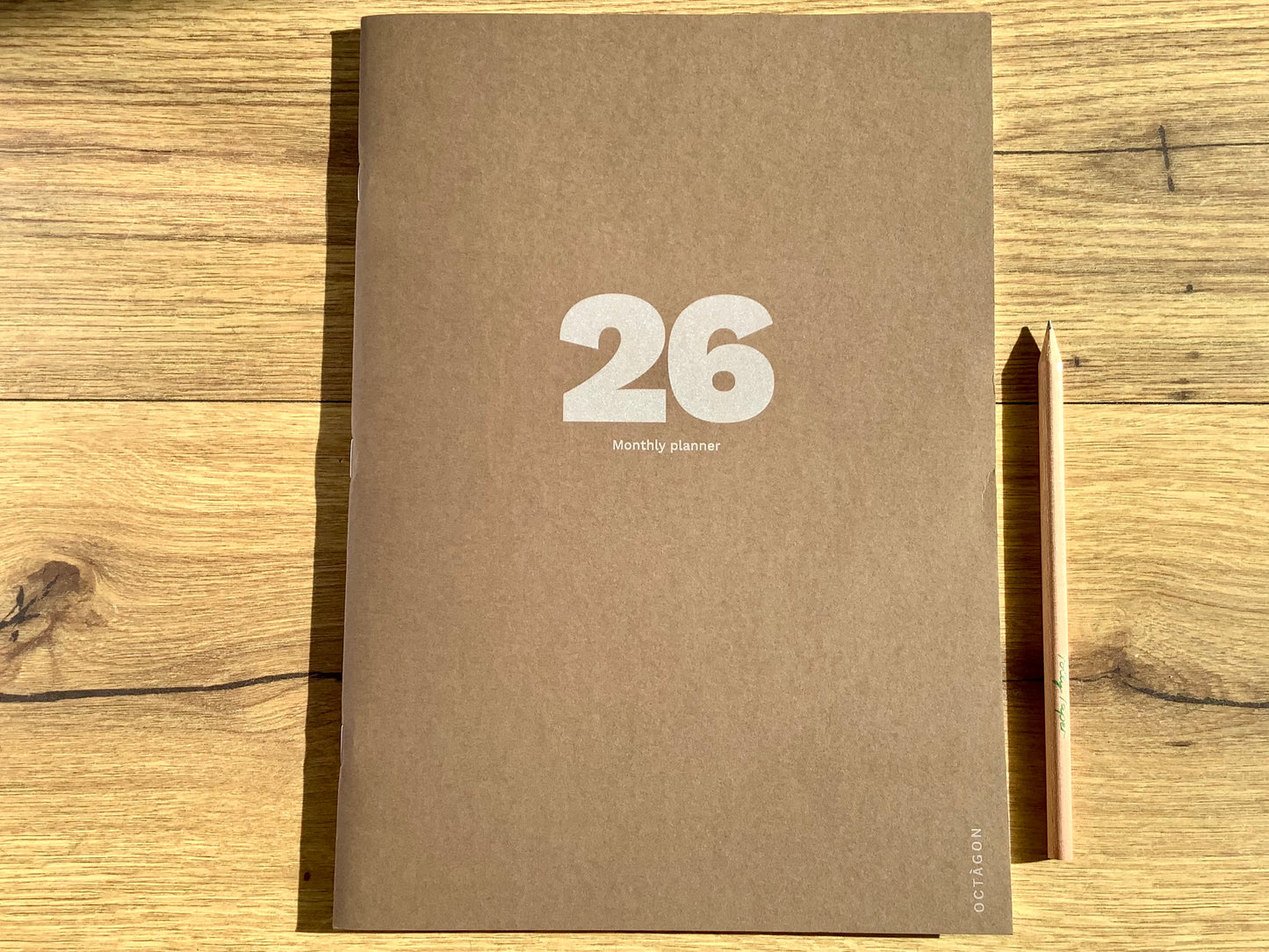 Monatsplaner plus A4 Octàgon cappuccino 2026