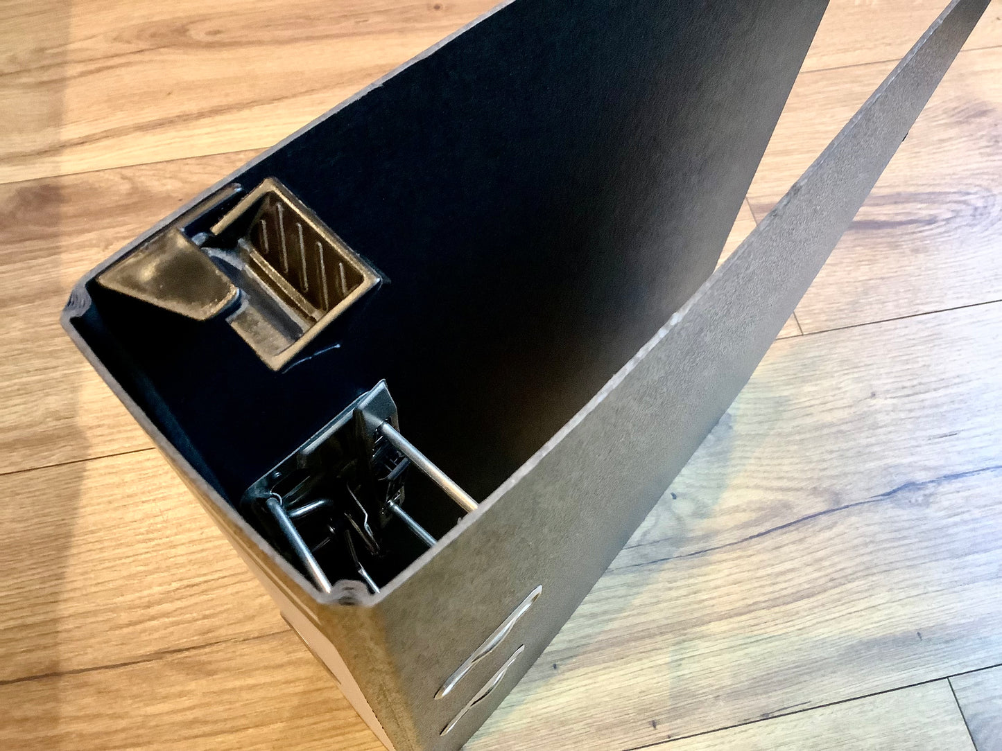 Hängeordner A4 8cm schwarz Centra