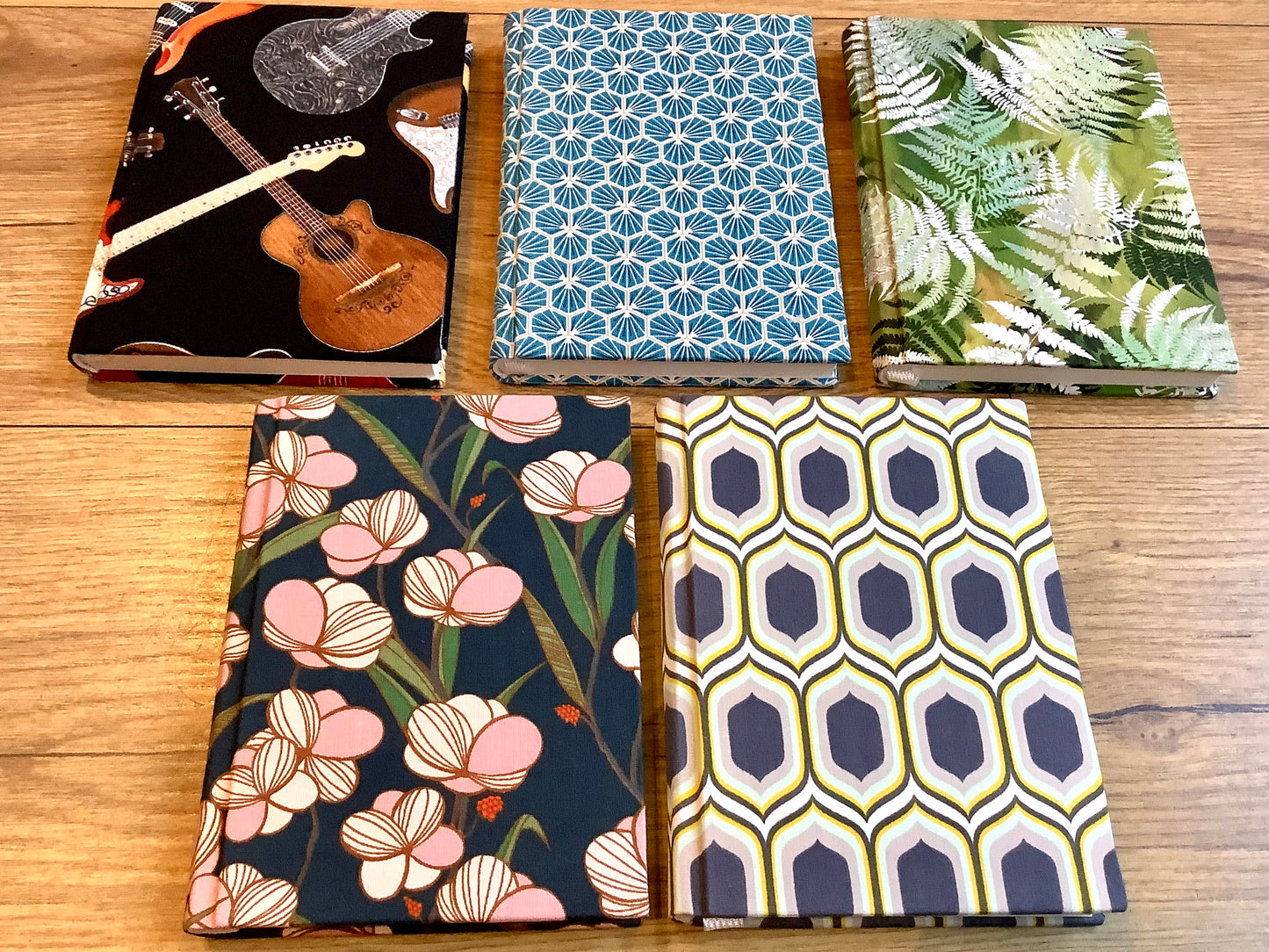 Wochenkalender B6 Stoff 1W/1S 12x16 2026 Kaspar Hauser