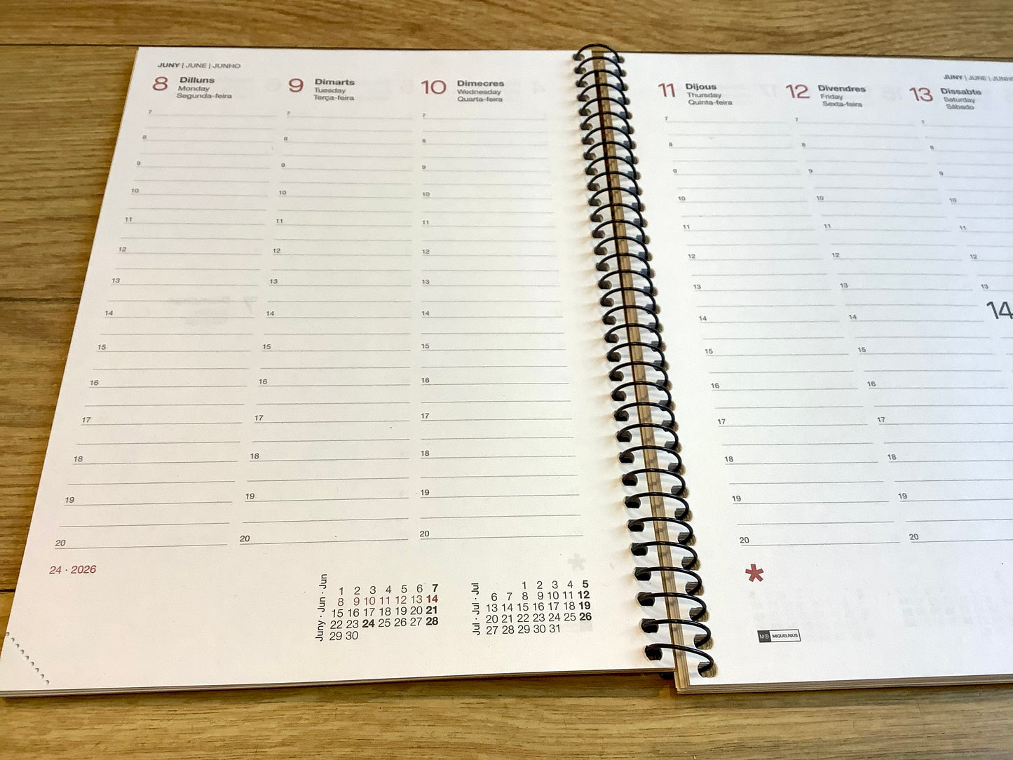 Wochenplaner Spiralkalender A5 Miquelrius kraft 2026