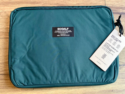 Tablet-Tasche 13" gepolstert grün Recycling ECOALF