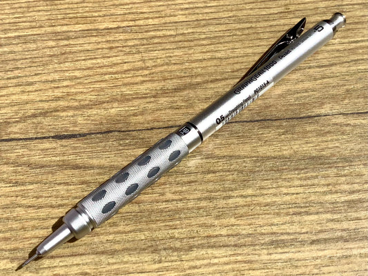 Druckbleistift 0,5mm Graphgear 1000 Pentel silber
