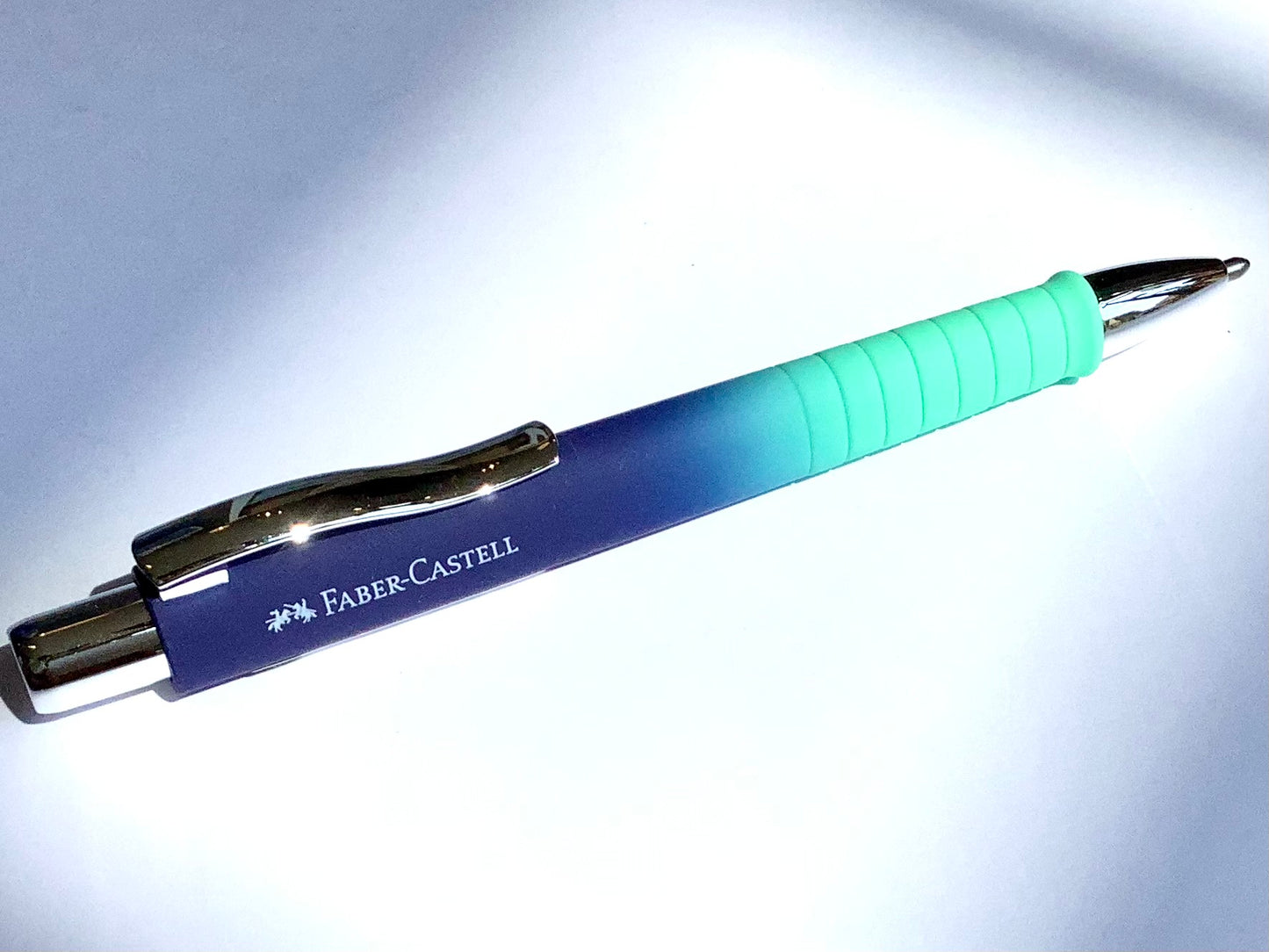 Set Füller+Kuli Poly Pen M Buzzing Blue (Faber-Castell) im Metall-Etui