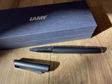 LAMY Studio Tintenroller M blackforest (grüngrau)