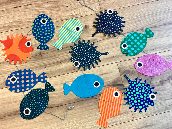 Papier-Mobile Fische mit Augen Zanzibar Lamalí