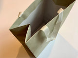 Geschenktasche hellgrau 23x30x13cm Stewo