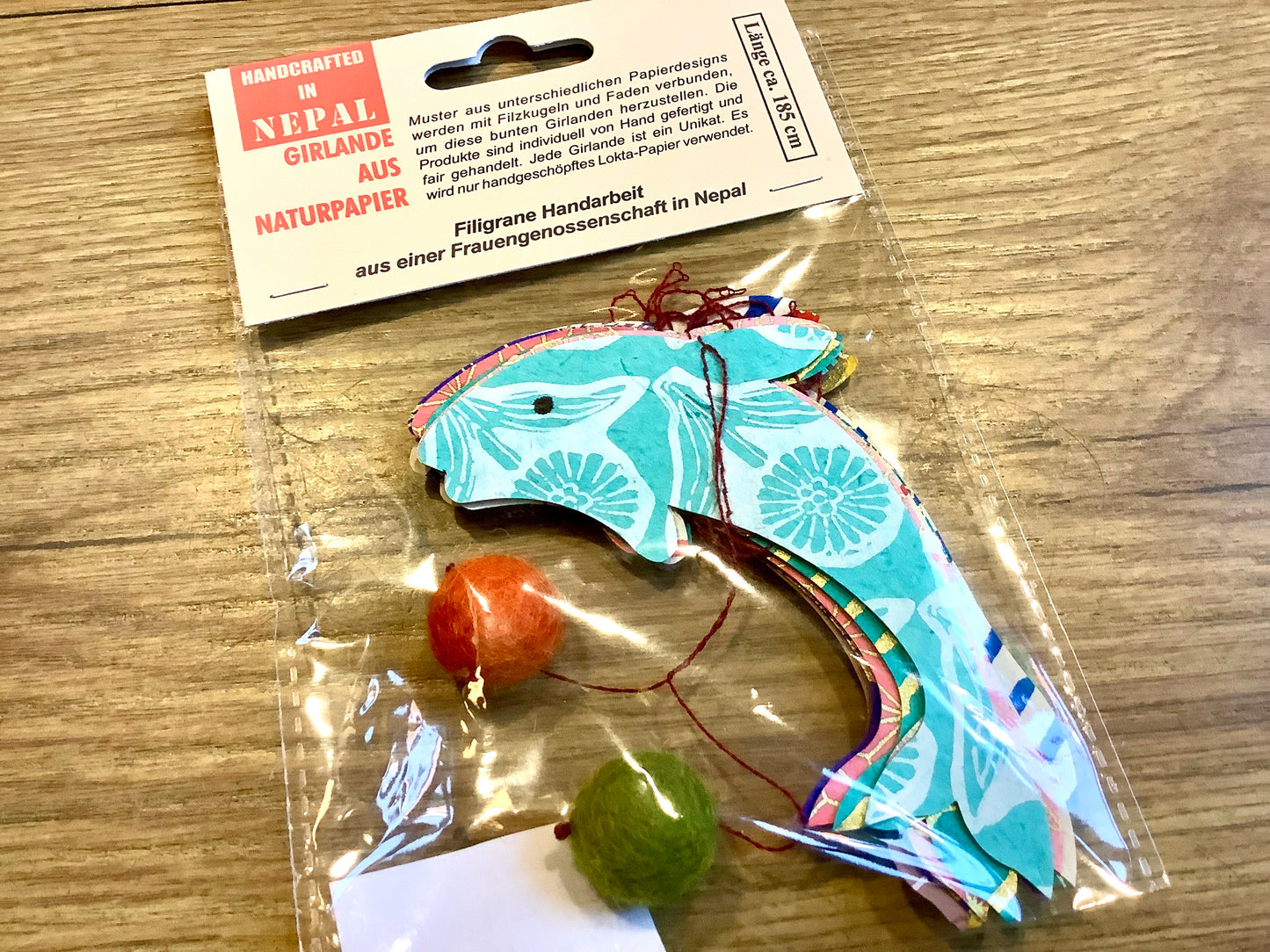 Girlande Delfine Nepal 185cm