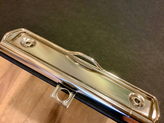 Klemmbrett schwarz Recyclingpappe