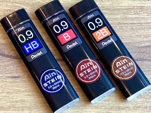 0,9mm Pentel 36 Hi-Polymer-Minen Ain Stein°