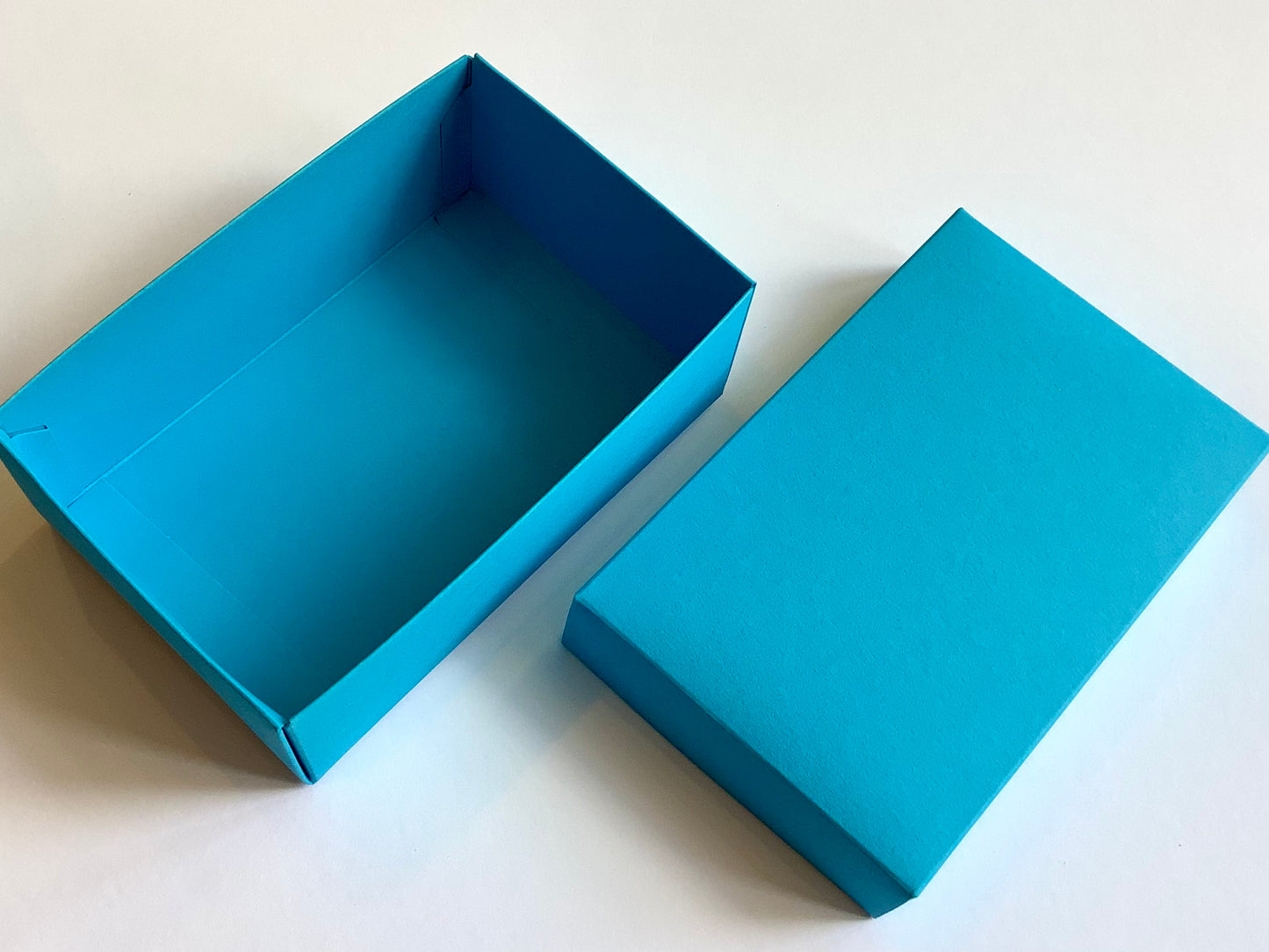 Buntbox M (17x11cm) Geschenkschachtel°