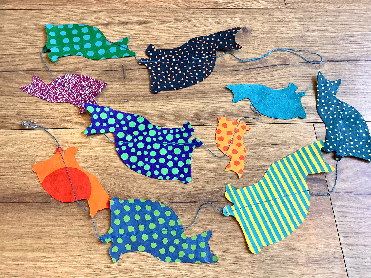 Papier-Mobile Katzen Zanzibar Lamalí