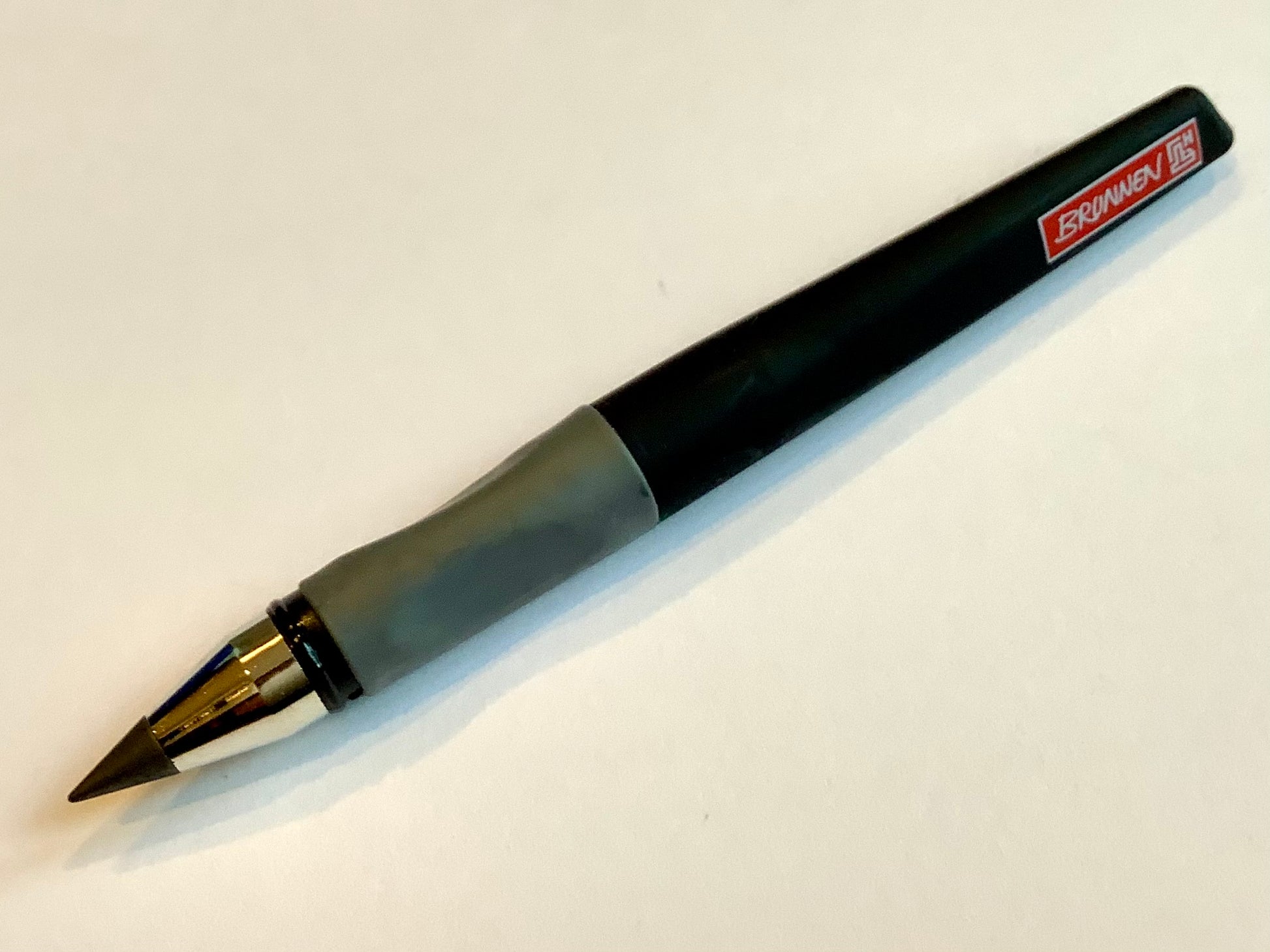 Schwarzer Bleistift Remove Brunnen Grafitstift longline - bei Polly Paper - Umweltfreundliche Schreibwaren