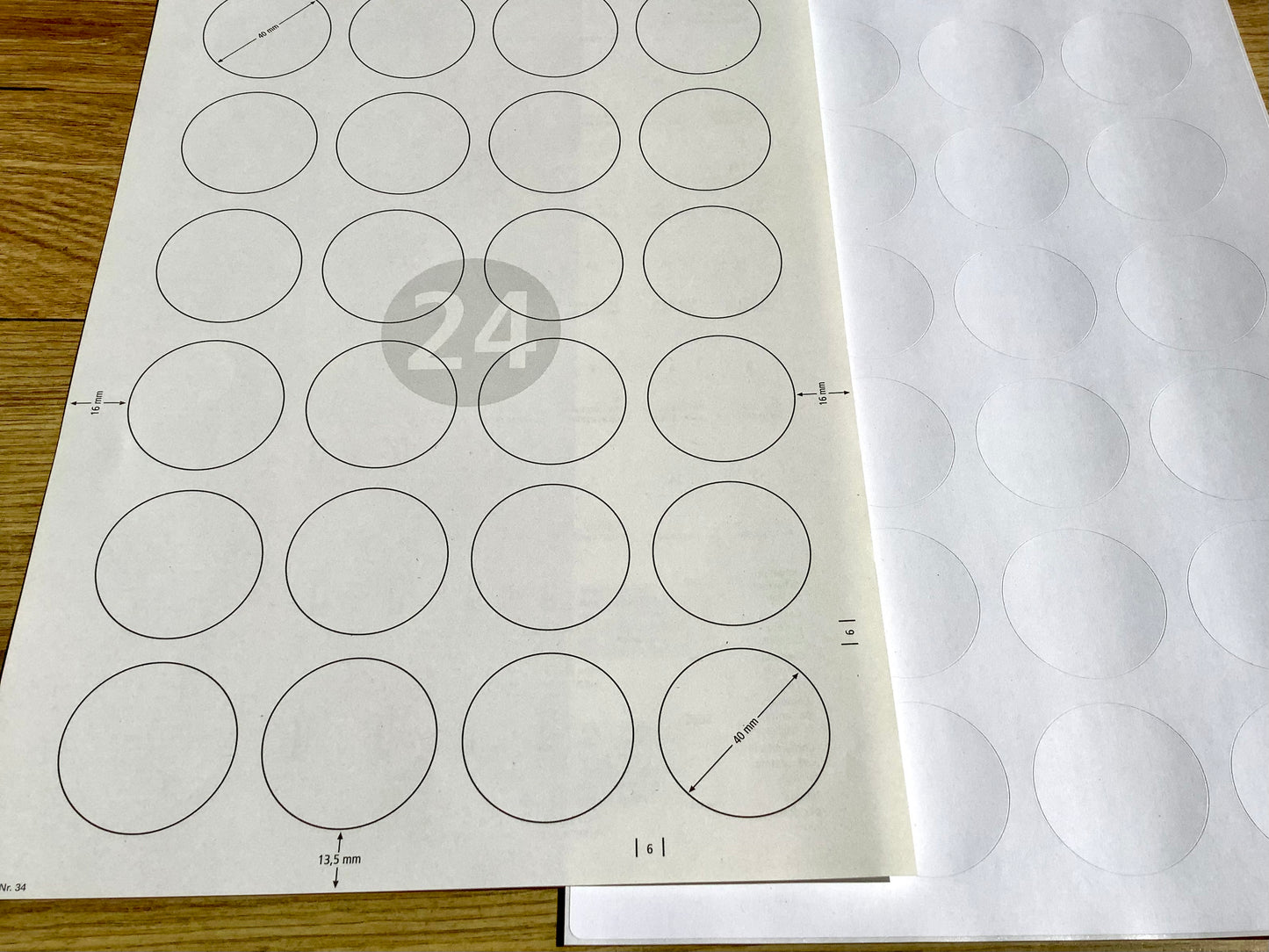 Runde selbstklebende Etiketten mit einem Durchmesser von 4cm