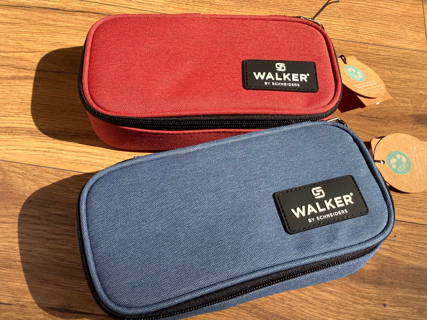 Federtasche in blau und rot