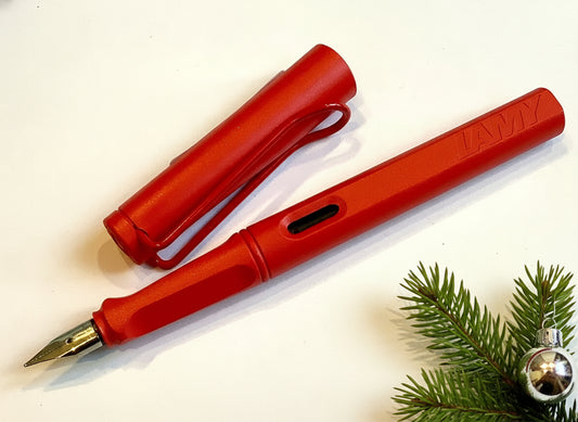 Füller Safari LAMY strawberry rot F (fein)
