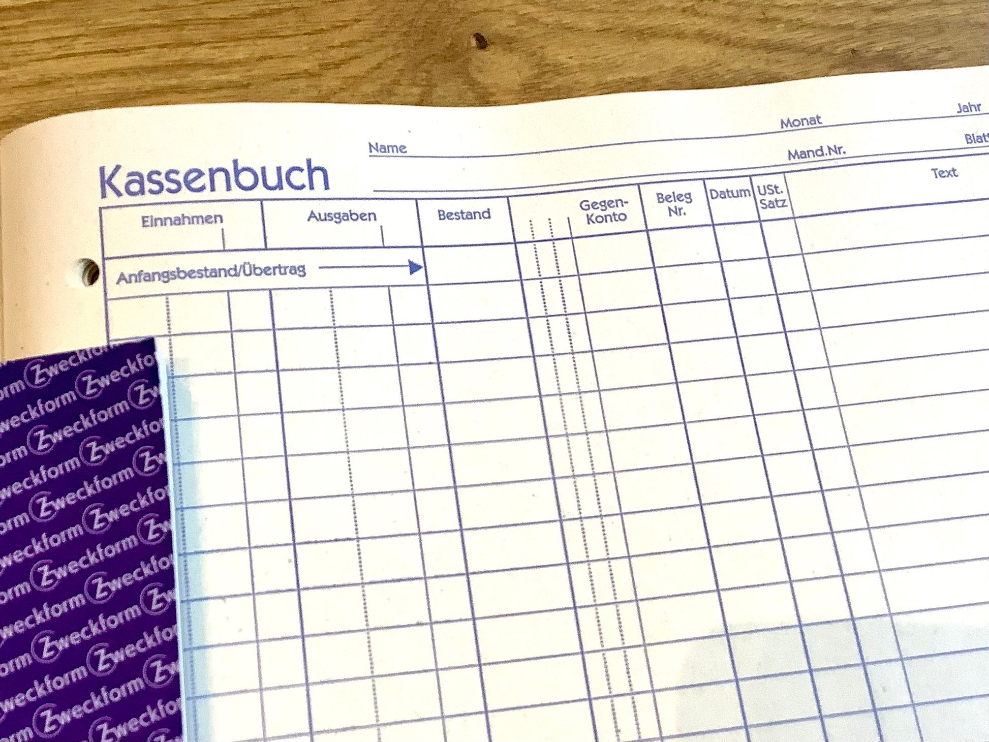 Kassenbuch 1226 A4 RC AveryZweckform - Polly Paper - Umweltfreundliche Schreibwaren