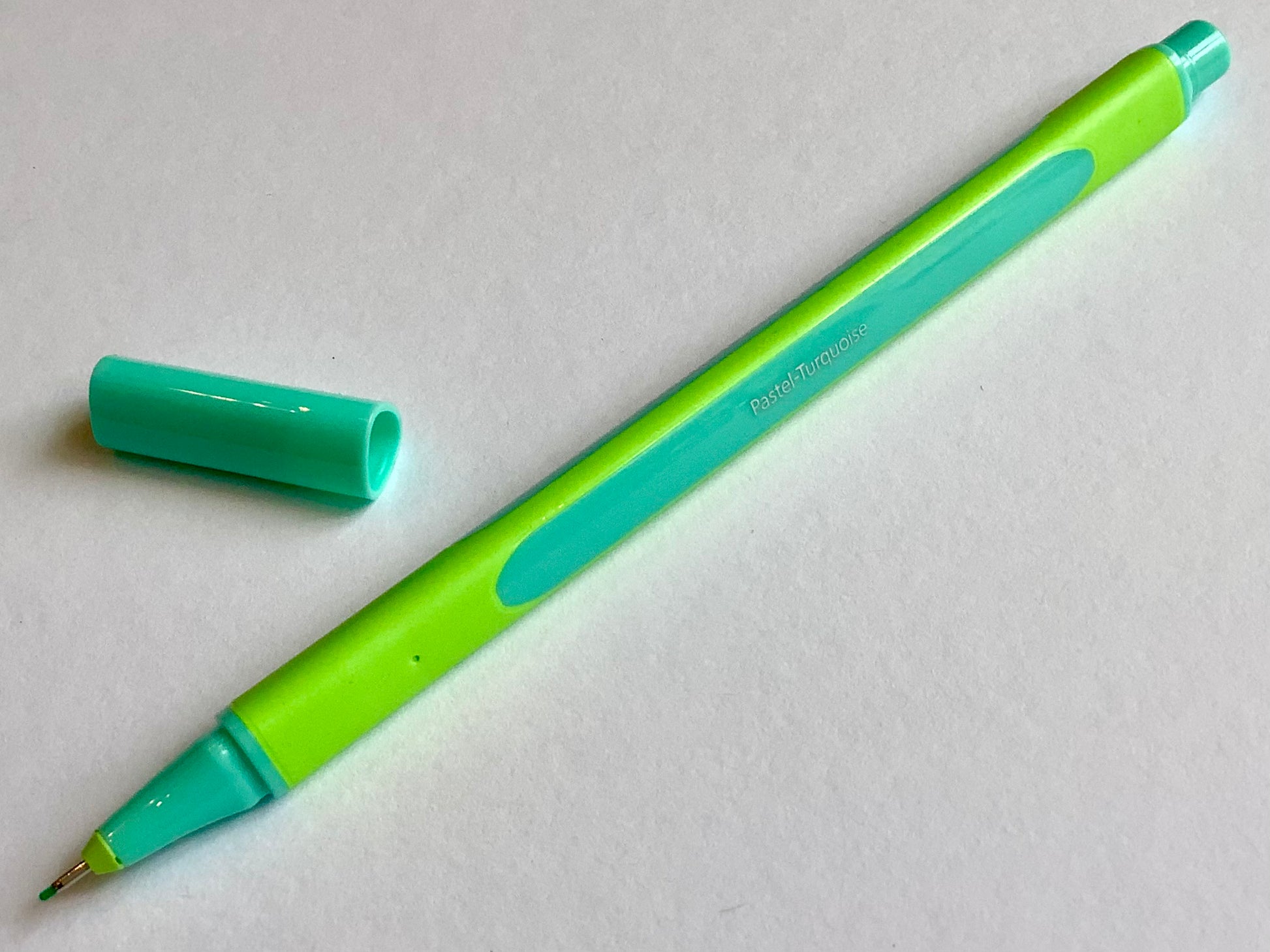 line-up-fineliner-pastelltuerkis Schneider