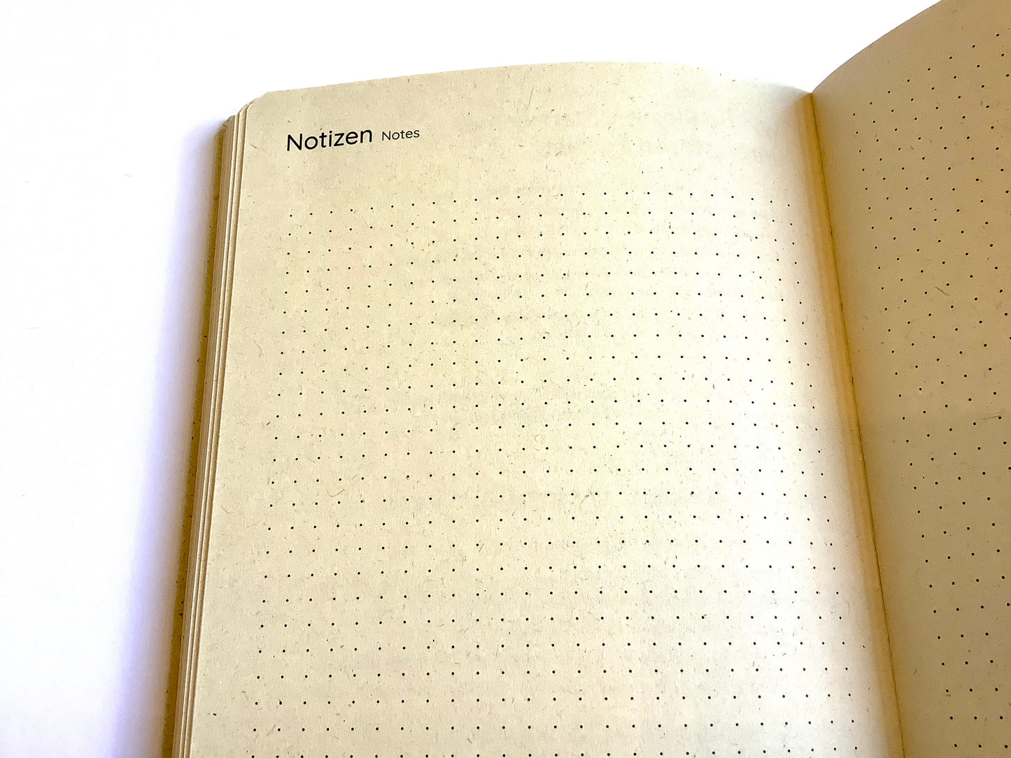 Wochenkalender A5 matabooks Graspapier schwarz 2026