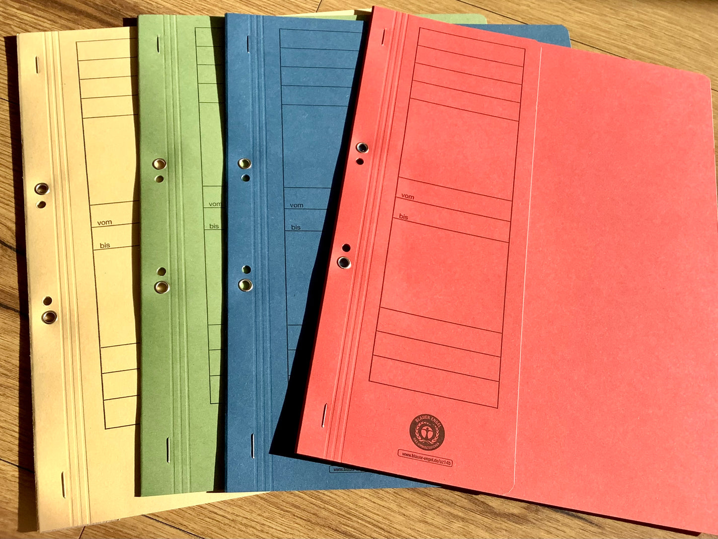 Ösenhefter 1/2-Deckel Recyclingkarton°