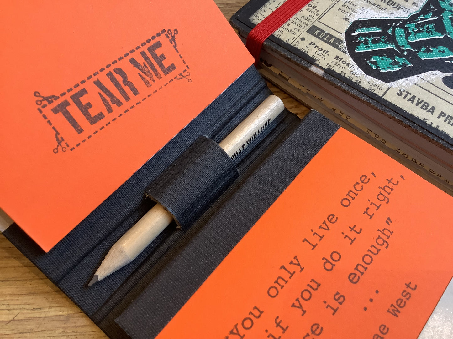 Notizblock Reporter 9,5x14cm Expect the Unexpected (Deafmessanger) - Polly Paper - Umweltfreundliche Schreibwaren