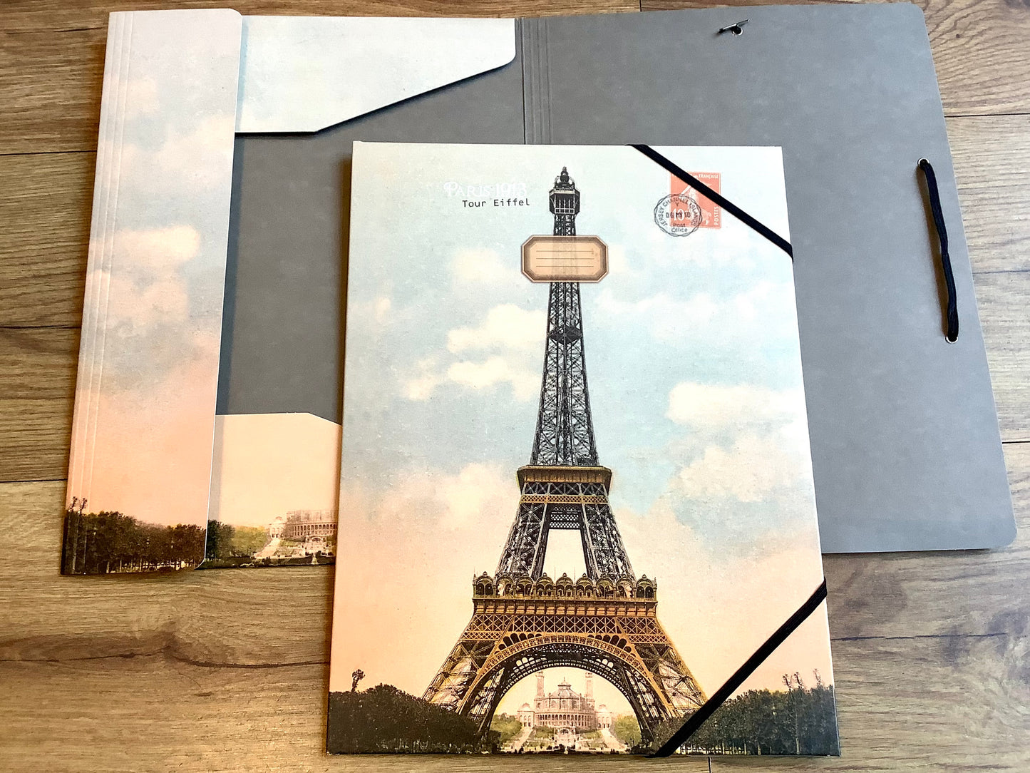 Eckspanner A4 Paris Eiffelturm Portfolio