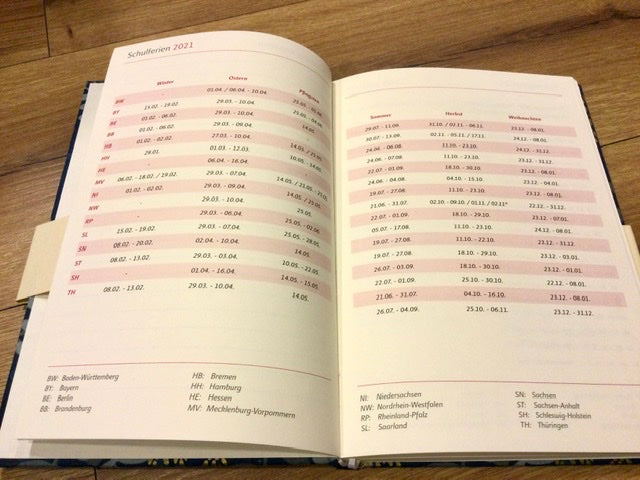 Wochenkalender B6 Stoff 1W/1S 12x16 2026 Kaspar Hauser