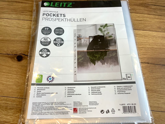 25 LEITZ Prospekthüllen recycelt genarbt