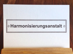 Postkarte Harmon. Anstalt (gute&böse) - Polly Paper