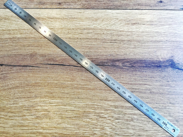 Stahllineal 30cm