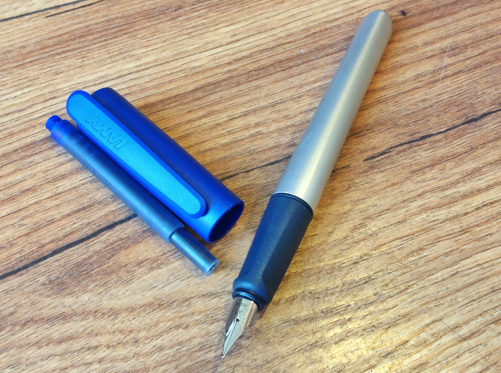 Lamy nexx Füller blau° - Polly Paper